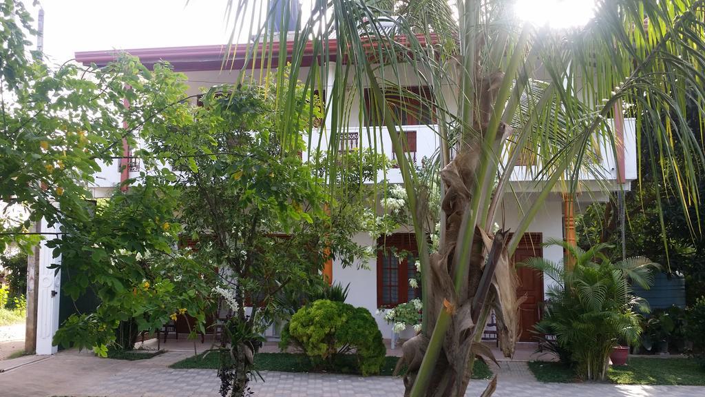 Tithira Guest House Мирисса Экстерьер фото